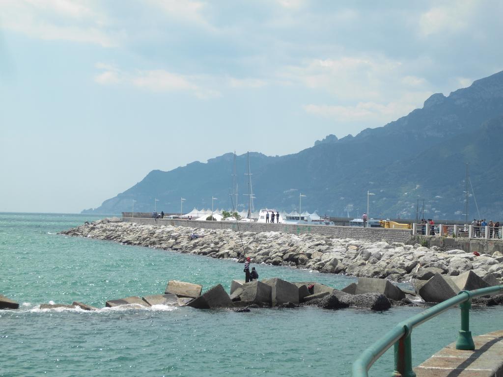 Amarfia Bed & Breakfast - Your Home In Salerno Exterior foto